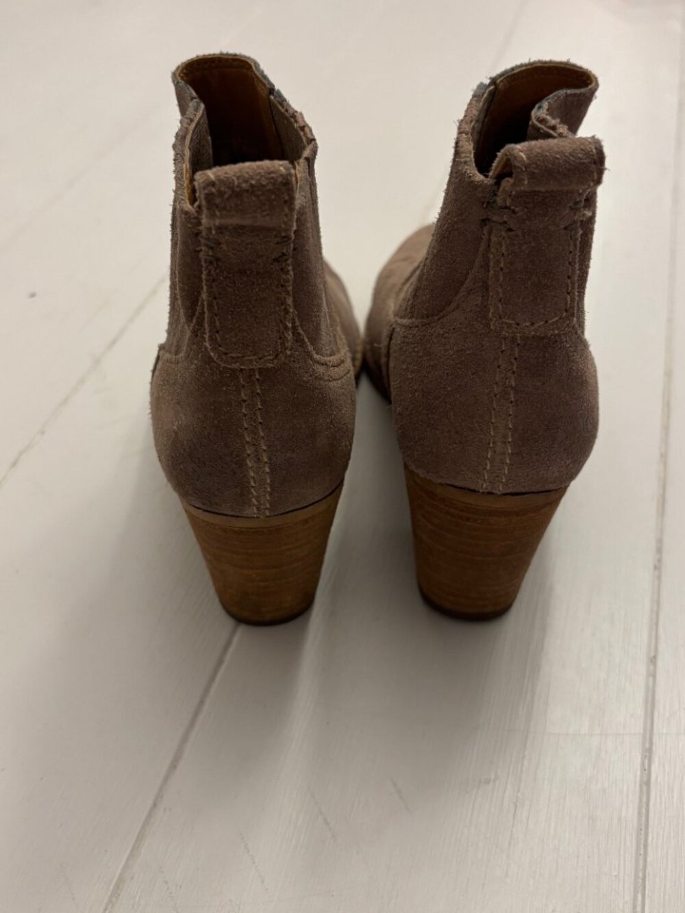 Dolce Vita Taupe Suede Chelsea Western Booties Size 8 - Picture 6 of 9